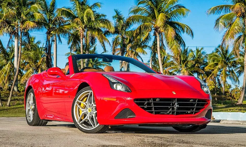 Ferrari California T — photograph 1 of 5