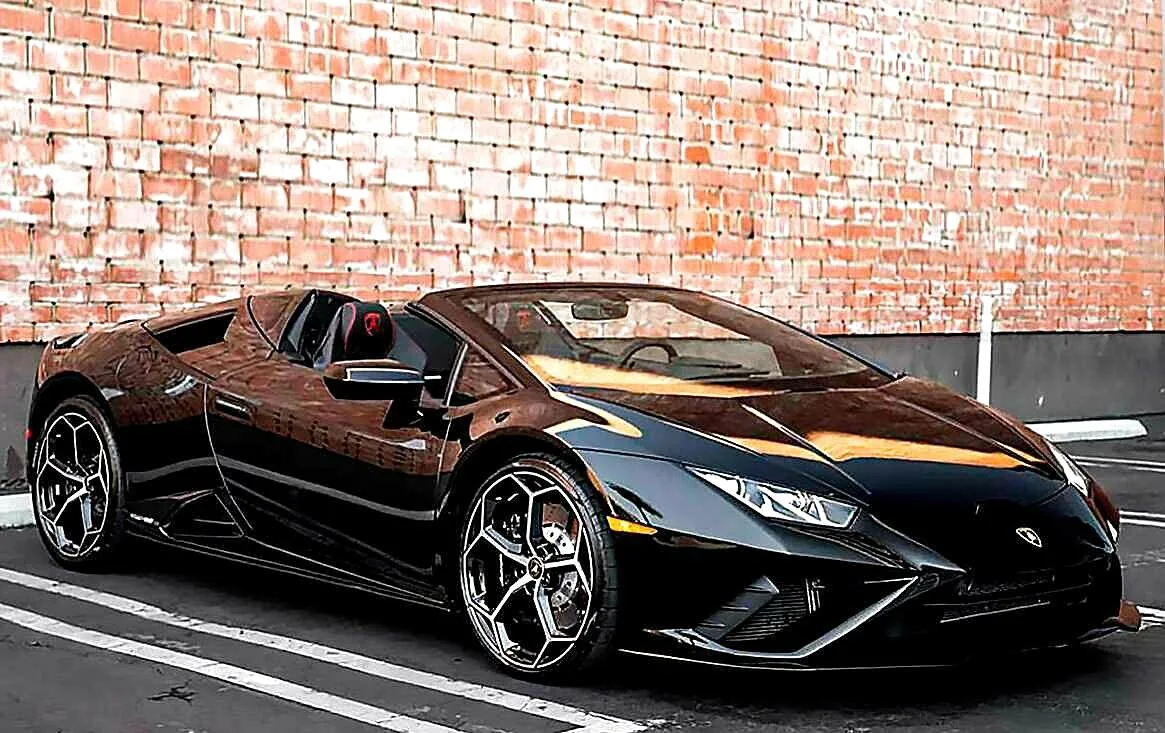 Lamborghini Huracan EVO 2021 — photograph 1 of 6