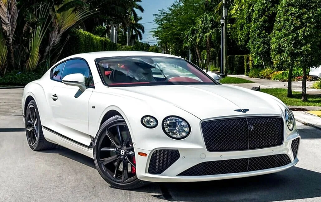 Bentley Continental GT 2022 — photograph 1 of 8