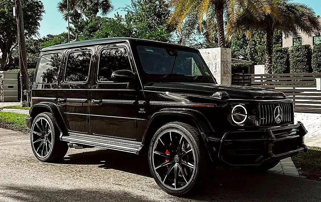 Mercedes Benz G63 2022 Black — photograph 1 of 6
