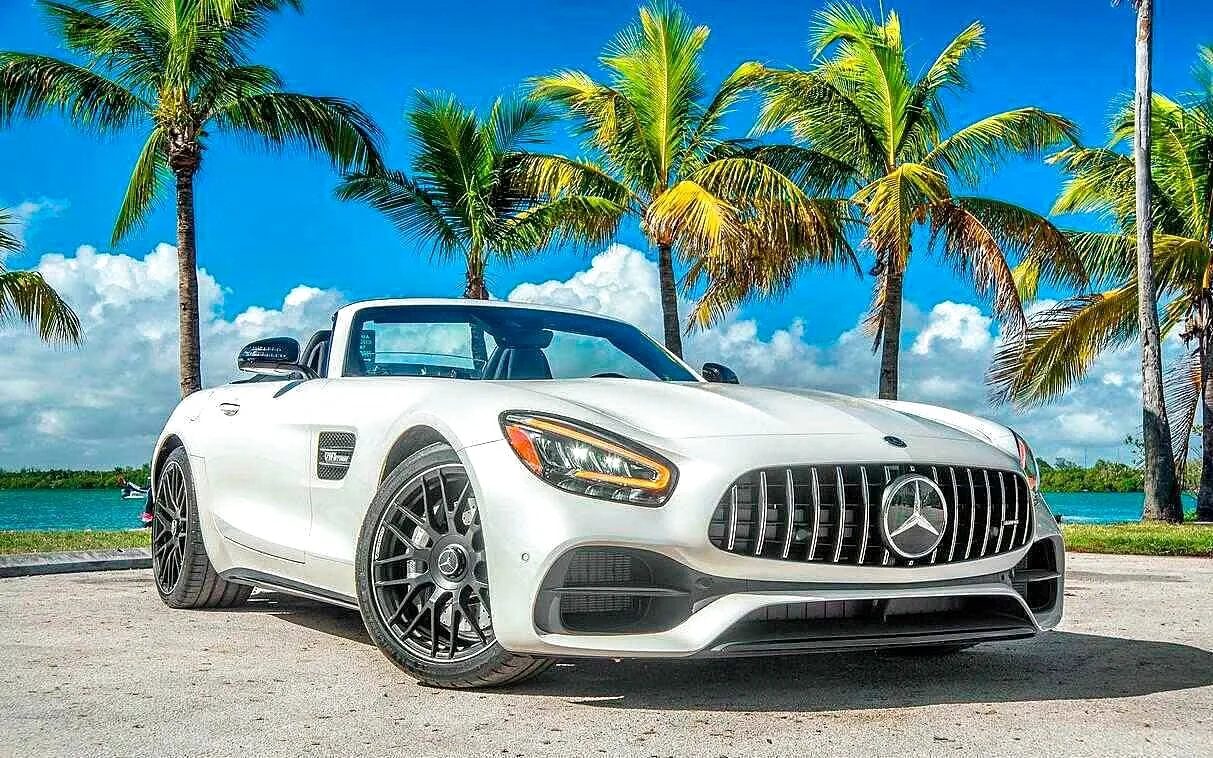 Mercedes GT Roadster AMG 2020 — photograph 1 of 6