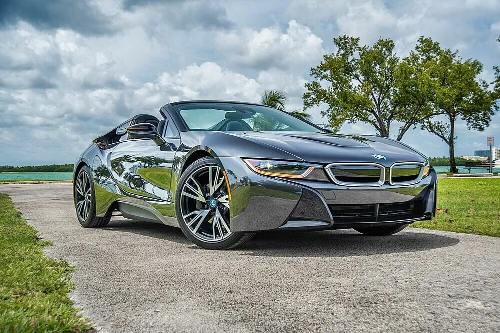 BMW I8 Roadster 2019 — фото 3 из 6
