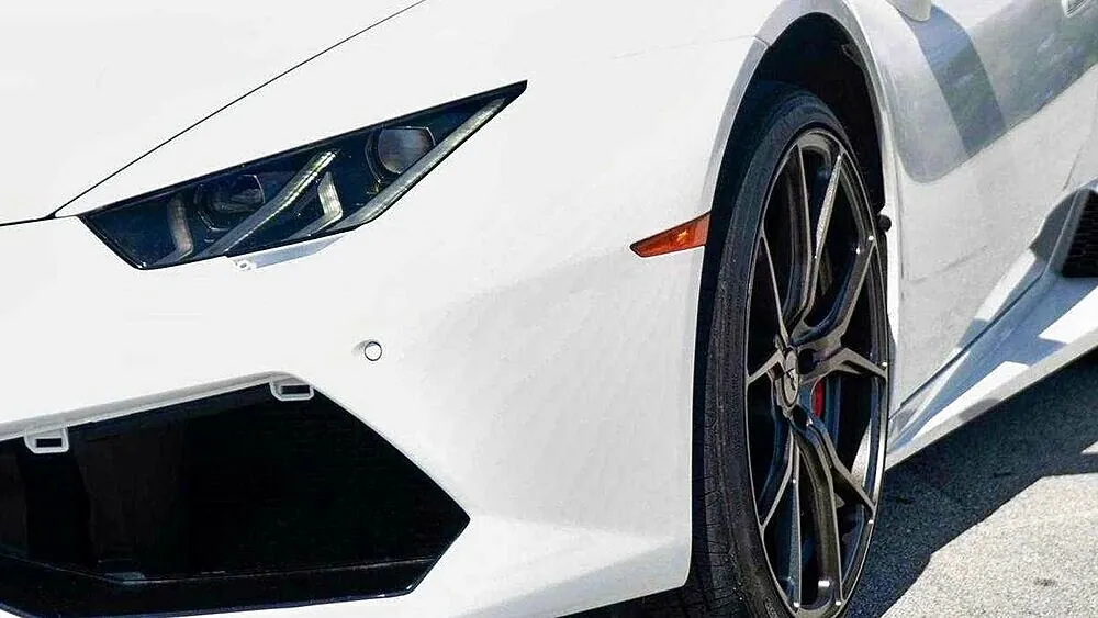 Lamborghini Huracan Spyder White — fotografía 4 de 5