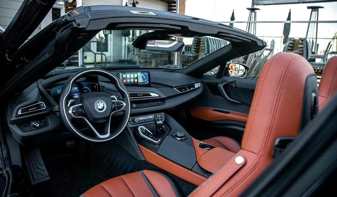 BMW I8 Roadster 2019 Gold — fotografía 5 de 5