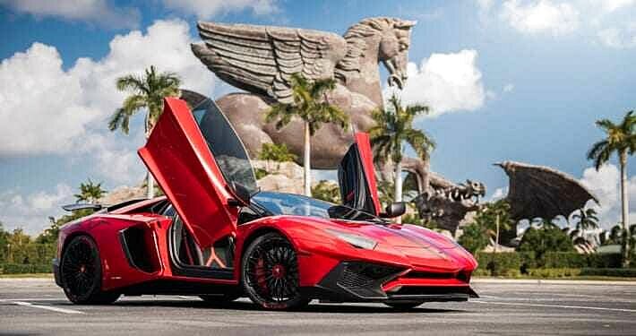 Аренда Lamborghini Aventador SV Roadster 2019 в Лос-Анджелесе