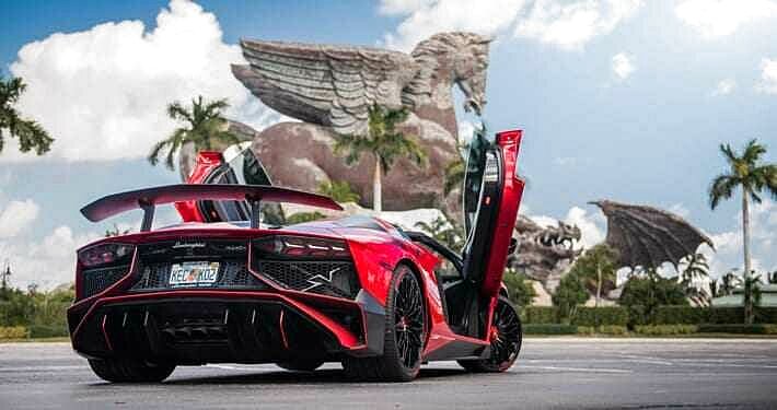 Lamborghini aventador SV rental Los Angeles