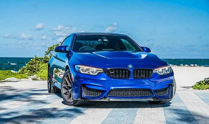 Аренда BMW M4 Competition sport в Лос-Анджелесе