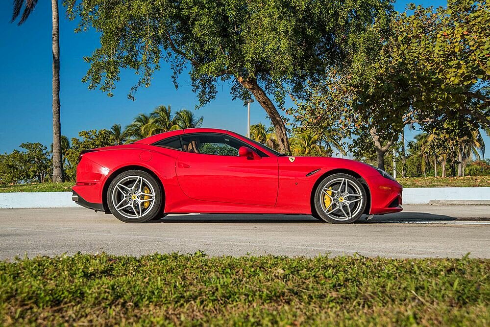 Rent Ferrari California T in Los Angeles