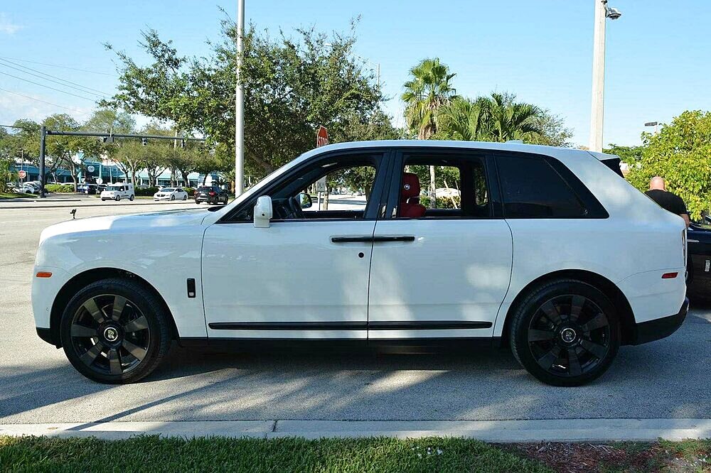 Rolls Royce Cullinan 2020 rent los-angeles