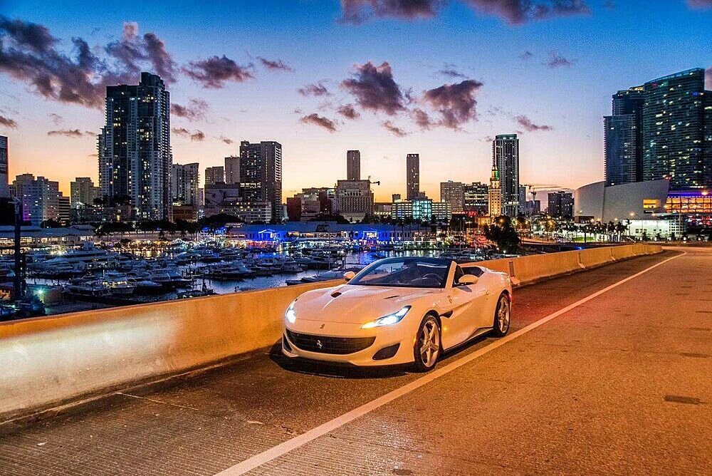 Ferrari portofino Spyder 2019 White rent in Los Angeles