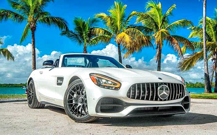 Mercedes GT Roadster AMG 2020 in Los Angeles