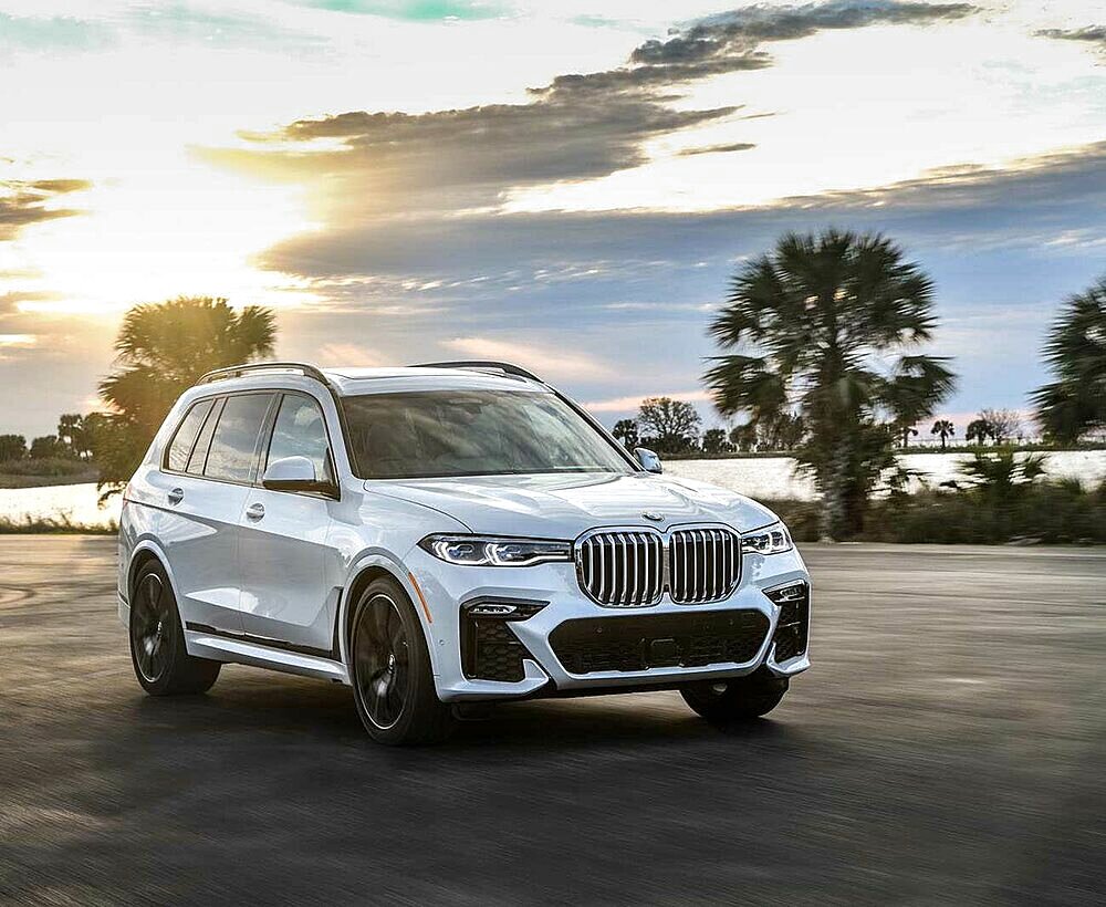 Rent BMW X7 in Los Angeles