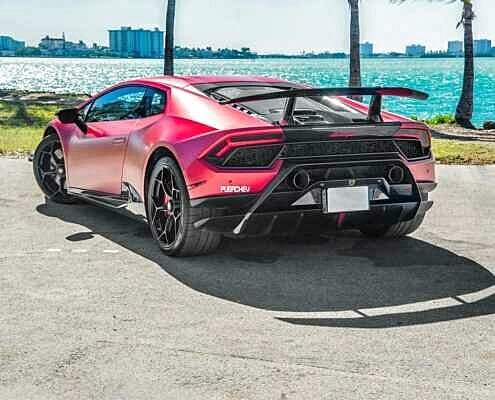 Rent Lamborghini Huracan Performante in Los Angeles