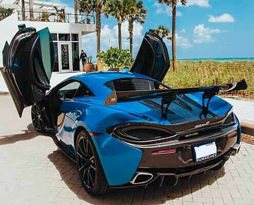 Hire McLaren in Los Angeles