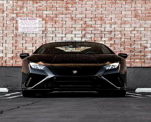 Rent Lamborghini Huracan EVO in Los Angeles 2