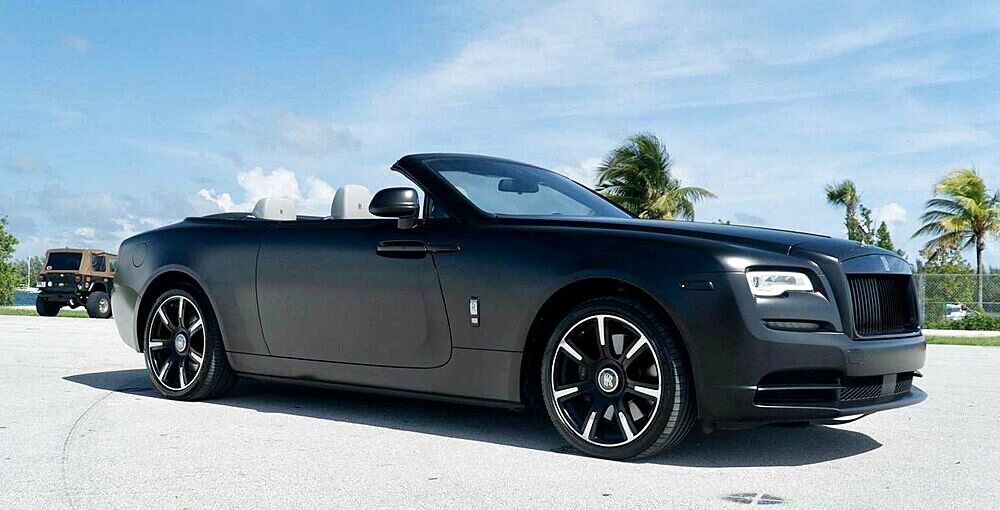 Rent Rolls Royce Dawn 2020 Black