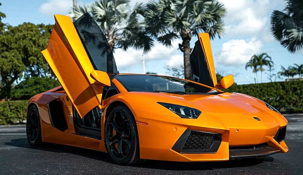 Lamborghini Aventador Orange in Los Angeles