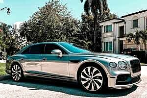 Rent Bentley in Los Angeles