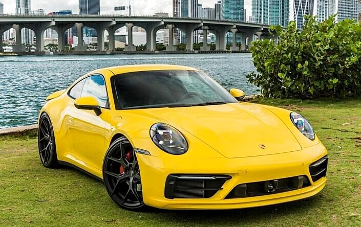 Porsche 911 Yellow 2022 Rental in Los Angeles